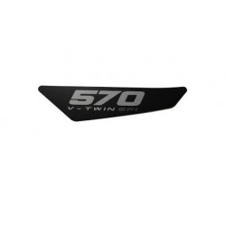 Naklejka 570 V-TWIN EFI lewa strona BRP 704905749