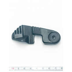 Zatrzask dolny prawy Ski-Doo BRP 517306309